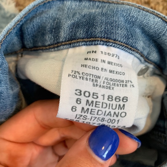 Lee distressed high waisted denim shorts - Picture 3 of 3